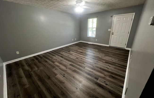 2 Bedroom/2 Bath Duplex Perfect for Roommates