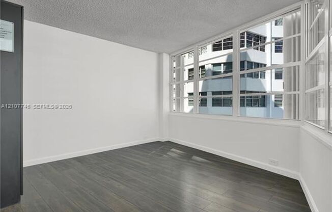2 beds, 2 baths, $3,300, Unit # 1121