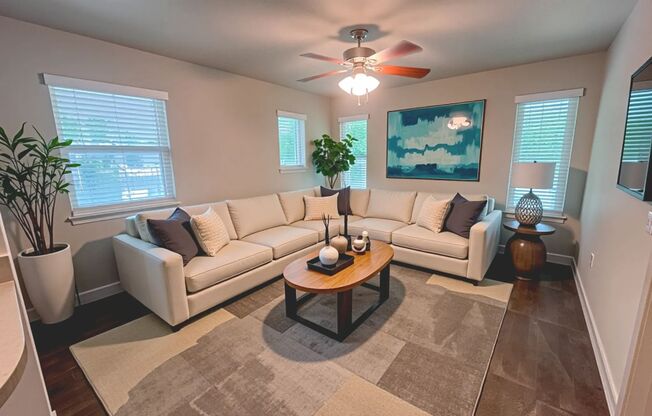 Garage apartment close to UT campus