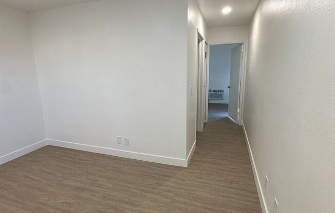 1 bed, 1 bath, 500 sqft, $1,700, Unit Unit 301