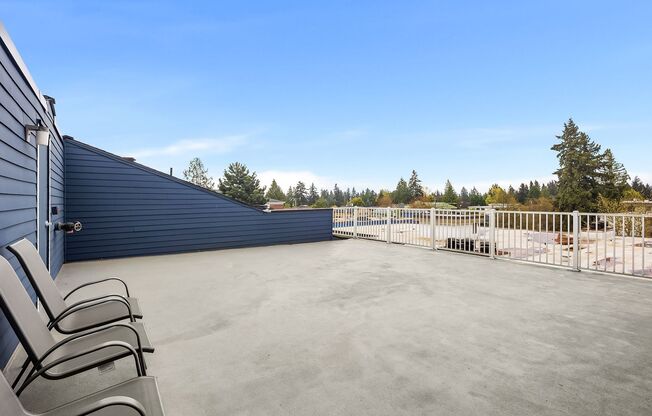 2 beds, 1.5 baths, 860 sqft, $2,250, Unit 404