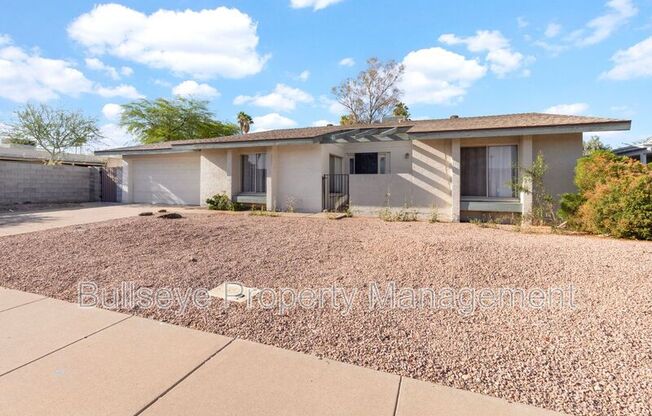 847 W JUANITA AVE