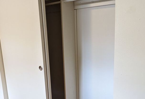 2 beds, 1 bath, 800 sqft, $1,413, Unit 3485-11