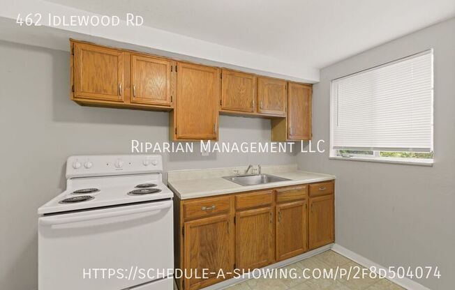 462 IDLEWOOD RD