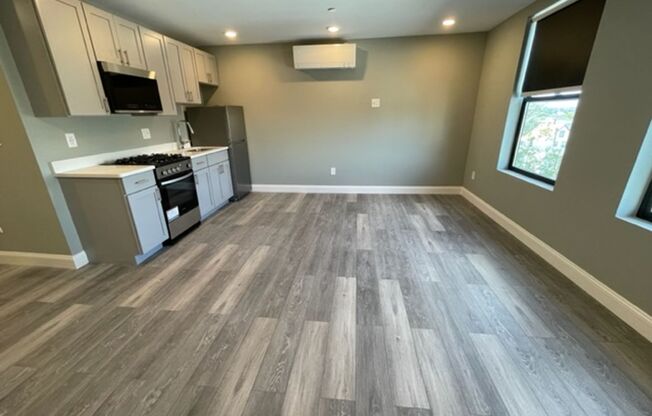 Studio, 1 bath, 345 sqft, $1,850, Unit 503