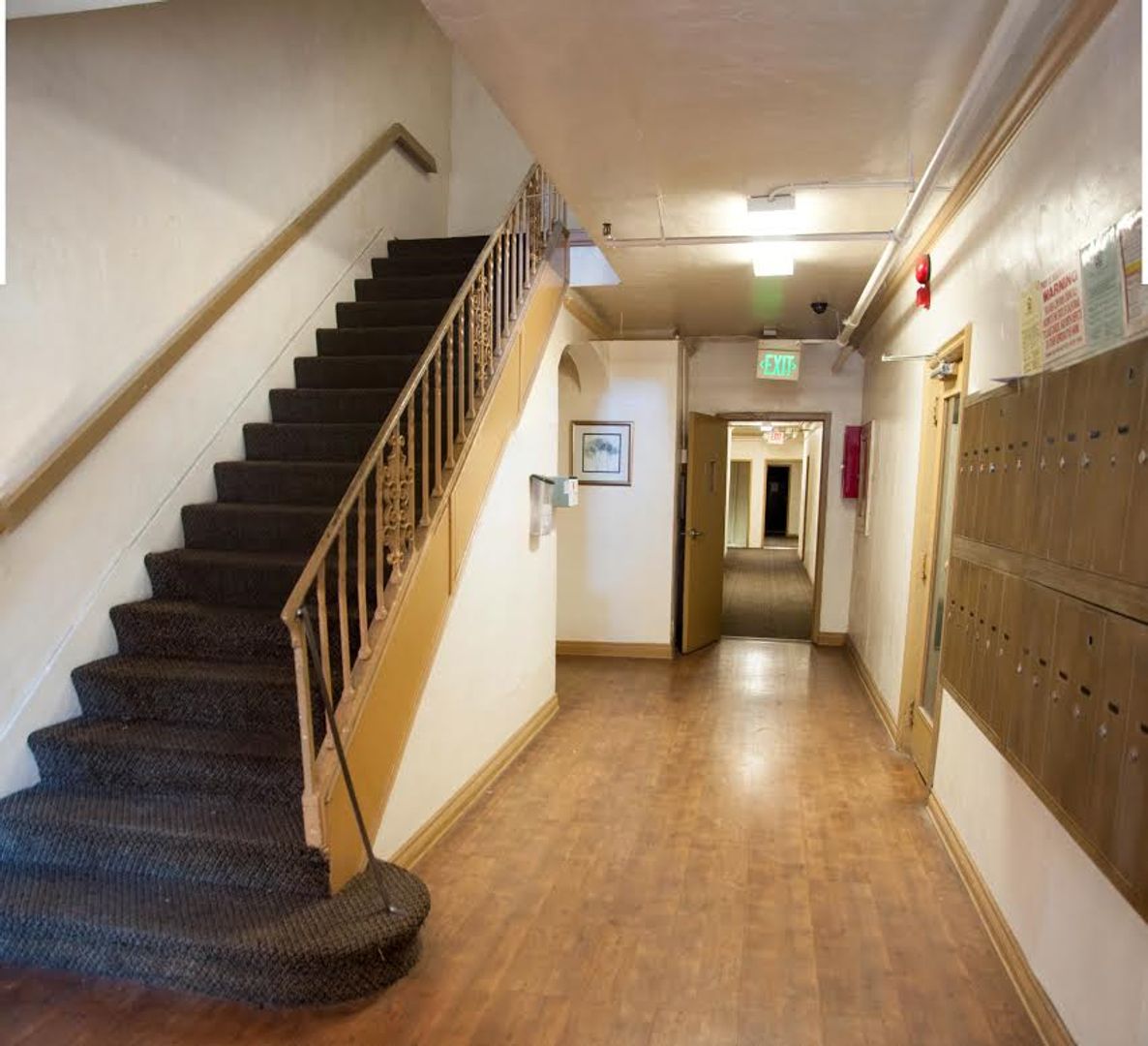 IRO - Irolo Apartments