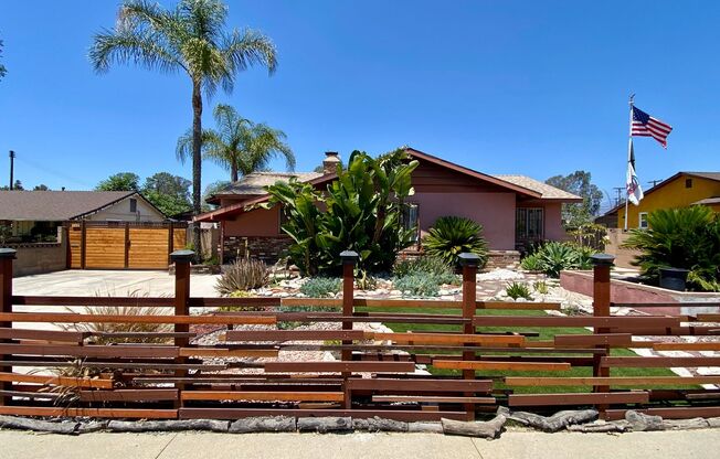 Spacious 3 bed, 1.5 bath Front House in Azusa!