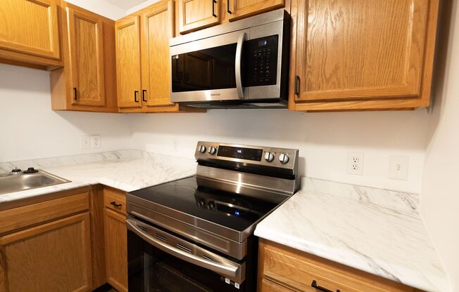 4 beds, 4 baths, 1,050 sqft, $2,600, Unit AAT2-707