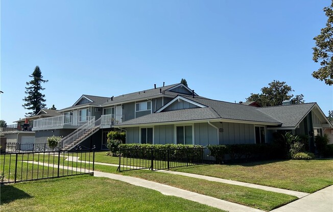 1218 S ATHENA WAY