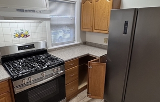 2 beds, 1 bath, 1,100 sqft, $3,000, Unit 1