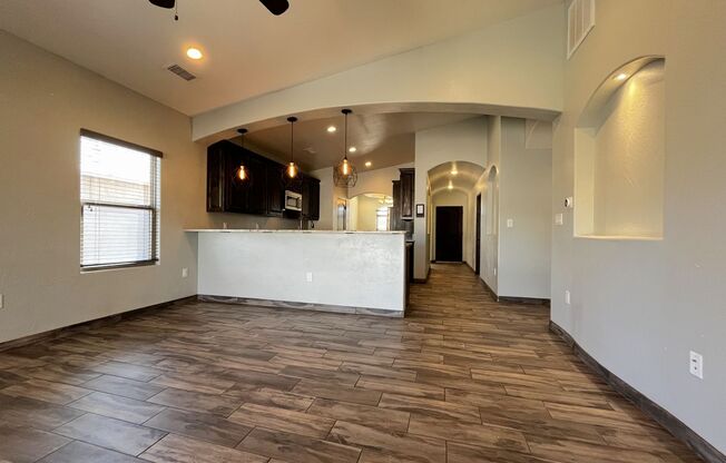 Lovely 3 Bedroom 2 Bathroom Home In NE ABQ!