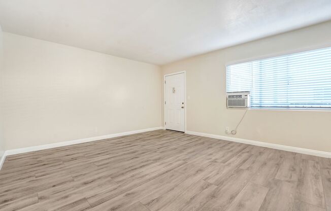 Ramona Garden Apartments