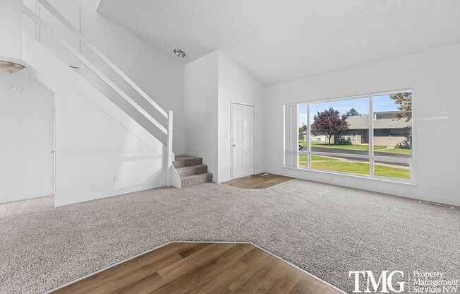 3 beds, 1.5 baths, 1,200 sqft, $1,725, Unit 1330-G5