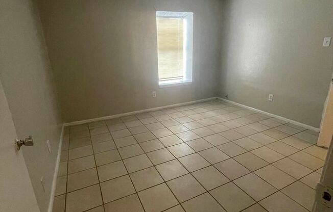 1 bed, 1 bath, 624 sqft, $699, Unit 40