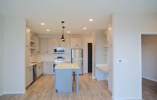 1 bed, 1 bath, 898 sqft, $1,795, Unit 507