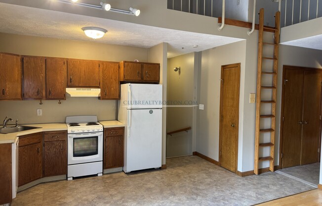 344 MARKET ST