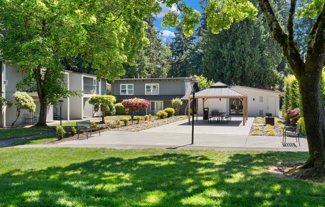3 beds, 1 bath, 1,100 sqft, $1,845, Unit 55