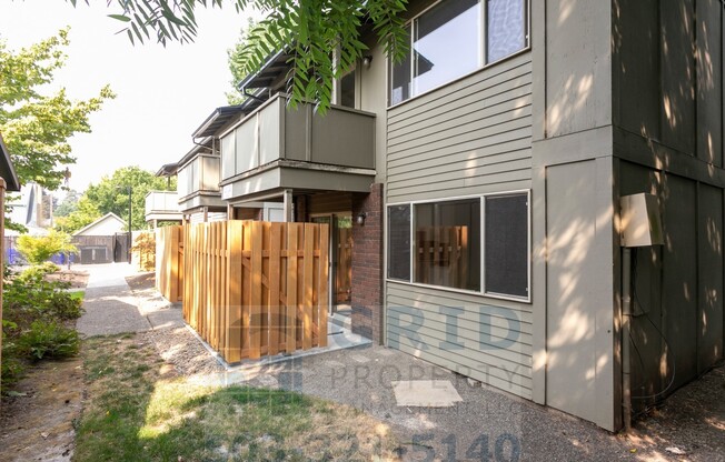 2 beds, 1 bath, $1,755, Unit 5103 (C)