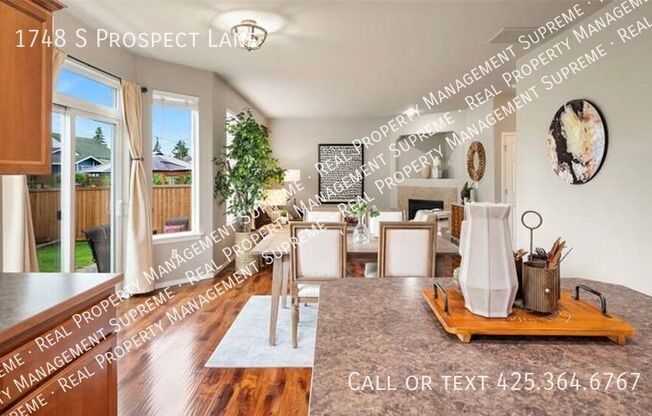 1748 S PROSPECT LN