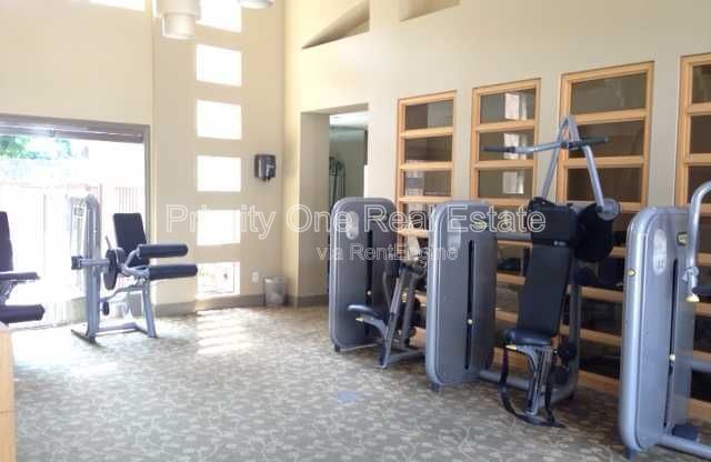 1 bed, 1 bath, 640 sqft, $2,450, Unit Unit 7339