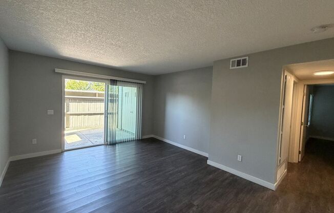 2 beds, 2 baths, 980 sqft, $2,650, Unit H103
