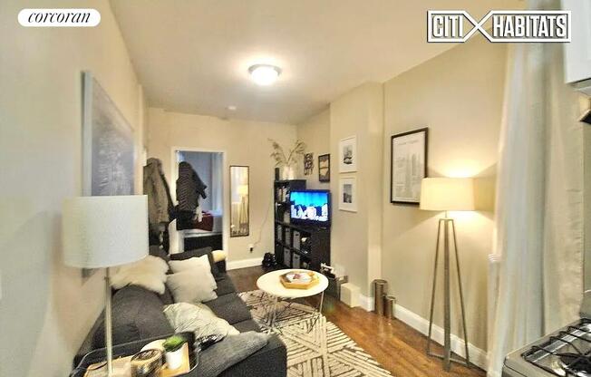 507 E 81 ST