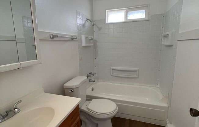 2 beds, 1 bath, $1,450