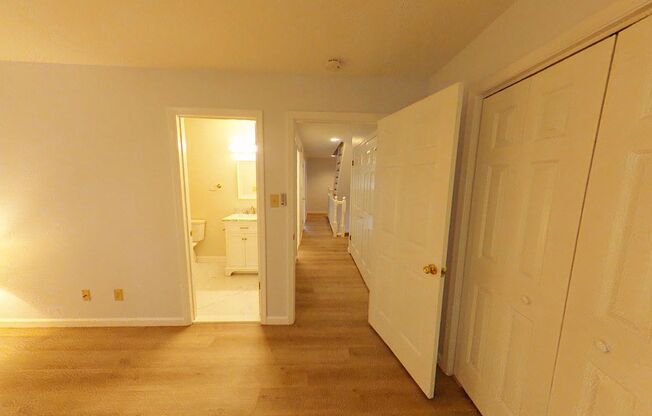 3 beds, 2.5 baths, $1,900, Unit # 3