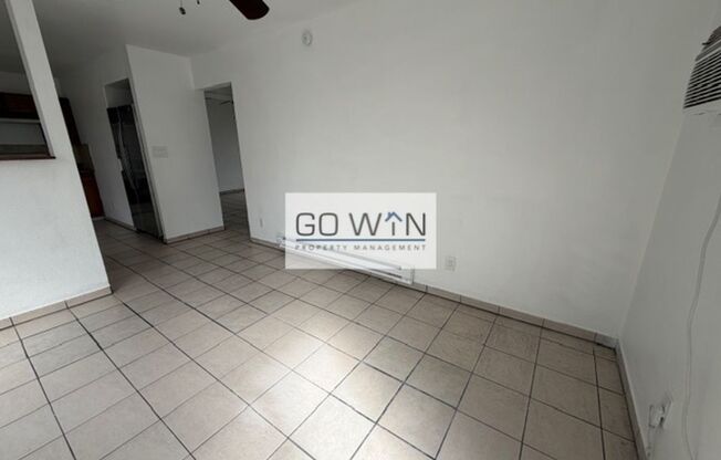 2 beds, 1 bath, 750 sqft, $1,199, Unit 4