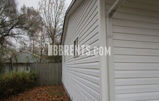 3 beds, 1 bath, $1,075