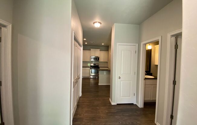 3 beds, 2 baths, $1,495