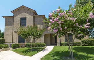 2305 S Custer Rd