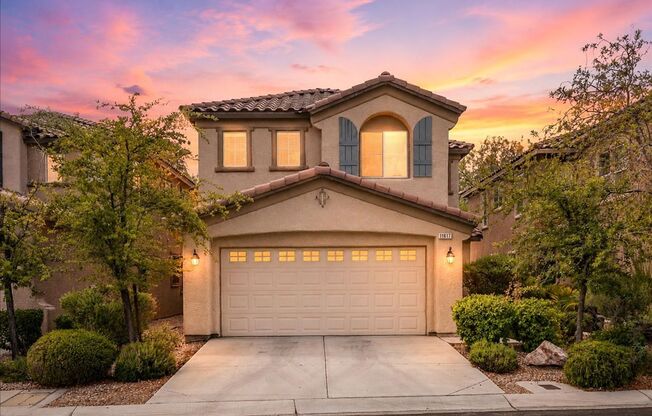 Exceptional Summerlin 4-Bedroom Residence with Spacious Living & Entertaining Areas