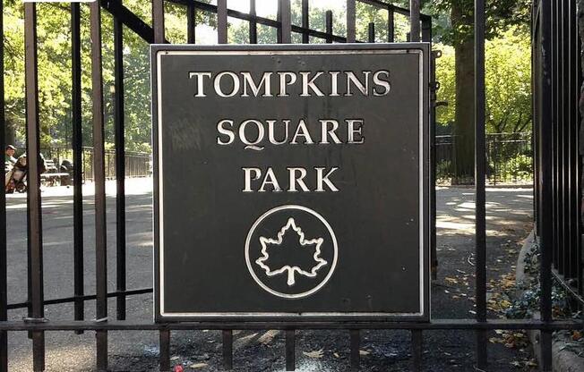 2 beds, 1 bath, $5,495, Unit 5D