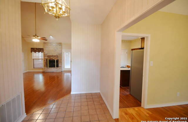 9114 WINDGARDEN CIR