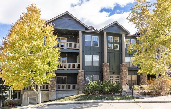 Newly Painted Main Level Fox Bay Condo