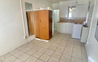 1 bed, 1 bath, 400 sqft, $495, Unit Rear B