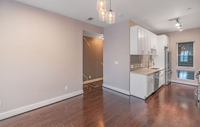 Beautiful 2 BR/2 BA Condo in Columbia Heights!