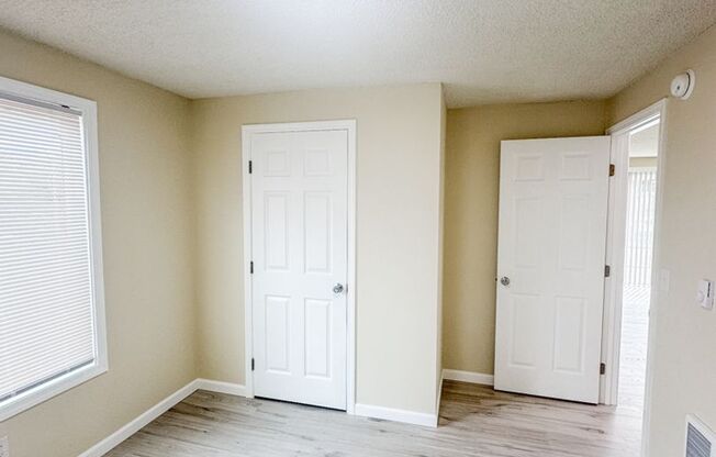 2 beds, 1 bath, 788 sqft, $1,300, Unit 1899F