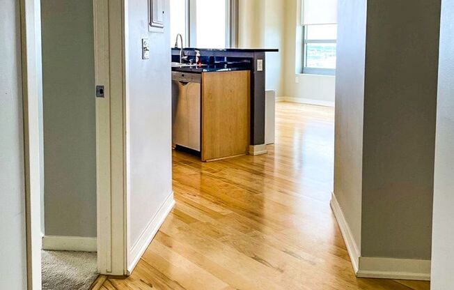 21st Floor Corner Unit | Downtown Luxury Living w/ Balcony, Parking & Amenities