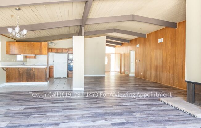 Nice Large 3 Bedroom, 2 Bath House