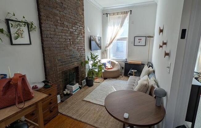 105 CHRISTOPHER ST