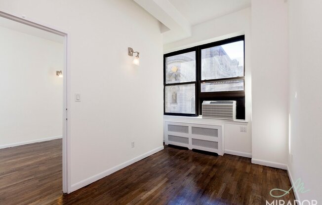 1 bed, 1 bath, $5,000, Unit 4A