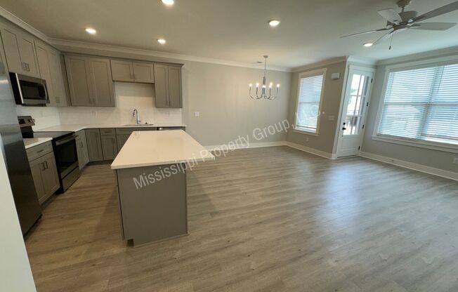 3BD/3.5BA - UNIT @ THE RESERVE
