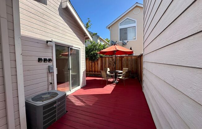NEWARK GEM! 2 Bedroom 2 bath !