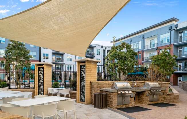 Outdoor patio with grills | Inspire Southpark