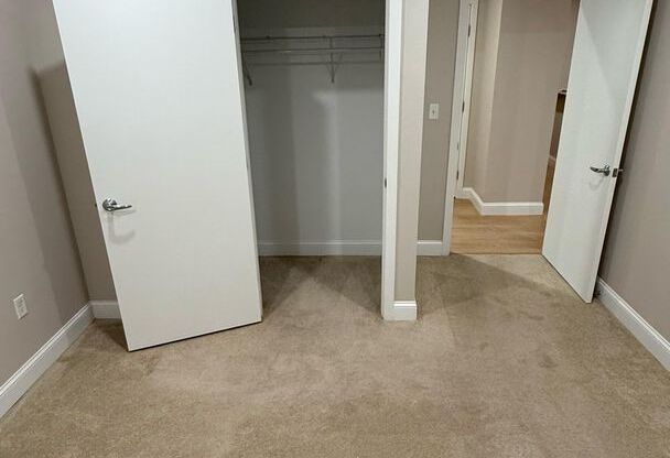 1 bed, 1 bath, 687 sqft, $2,025, Unit 315