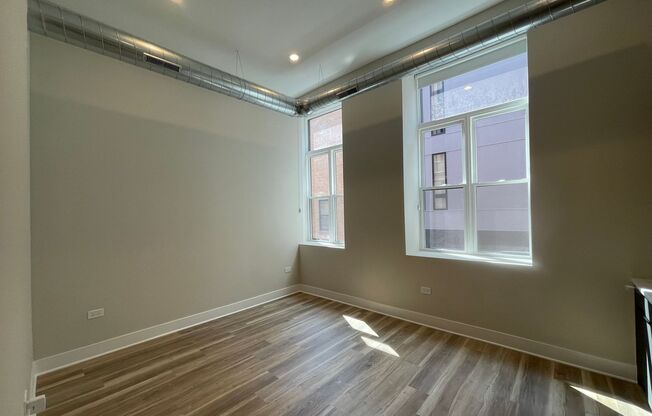 Studio, 1 bath, 385 sqft, $1,699, Unit 209