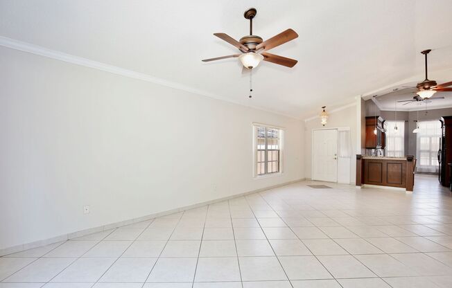 Beautiful 3/2 Spacious Home with a 2 Car Garage in the Vibrant Cypress Springs - Orlando!