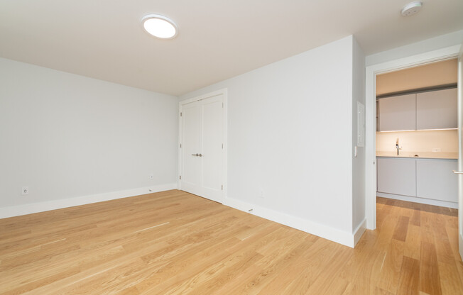1 bed, 1 bath, 664 sqft, $2,700, Unit 43